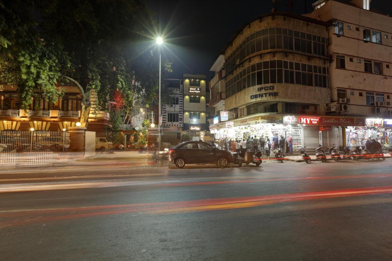 Hotel Good Night Ahmedabad Buitenkant foto